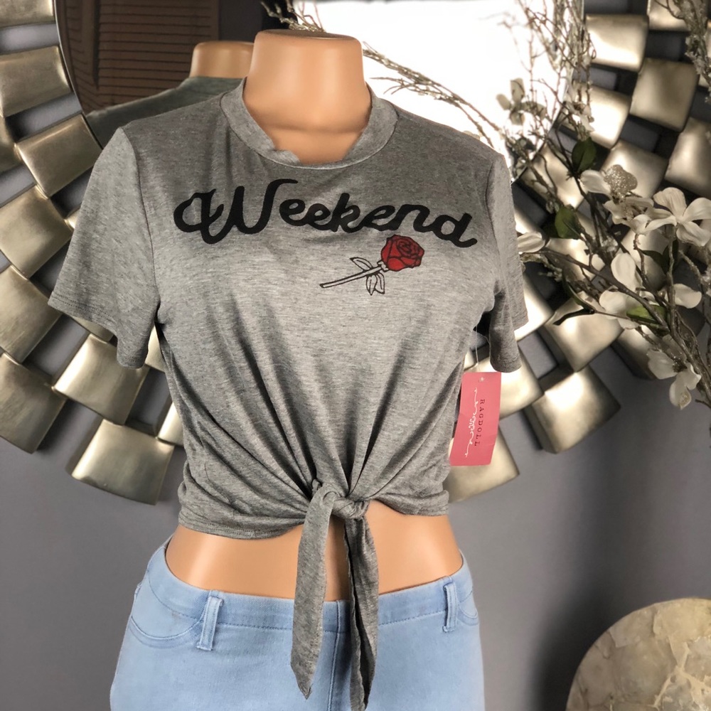 ๐น Weekend Rose Tie Up Crop T-Shirt - Picture 3 of 8